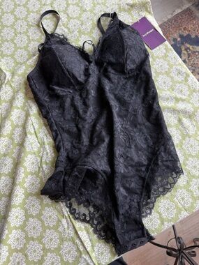 Heyshape Black lace shapewear bodysuit